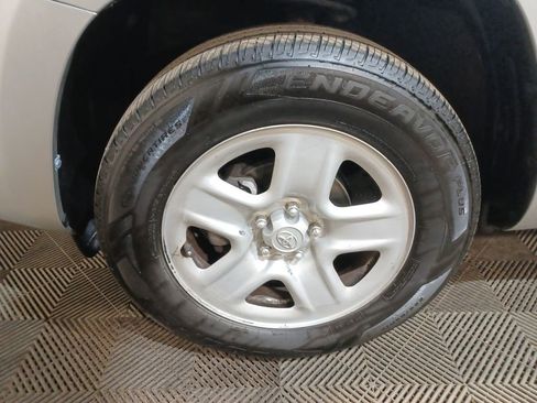 Used 2011 Toyota RAV4 Base image 18