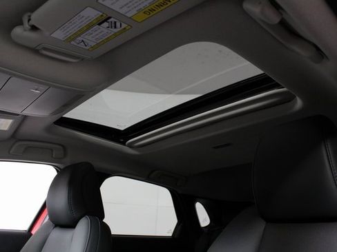 Used 2024 MAZDA CX-30 AWD 2.5 S w/ Premium Package image 21