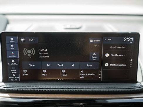 Used 2025 Acura MDX SH-AWD w/ Advance Package image 23
