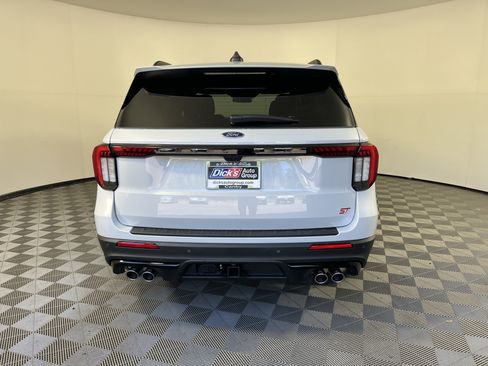 New 2026 Ford Explorer ST w/ Sun And Sound Package AWD/4WD image 4