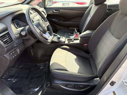 Used 2025 Nissan Leaf SV Plus FWD image 15
