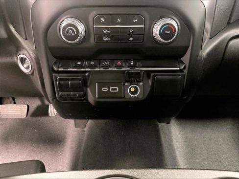 Used 2024 GMC Sierra 1500 Pro w/ Graphite Edition image 26