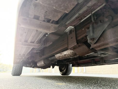 Used 2004 Ford Excursion 2WD image 26