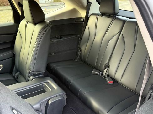 Used 2022 Acura MDX SH-AWD image 29