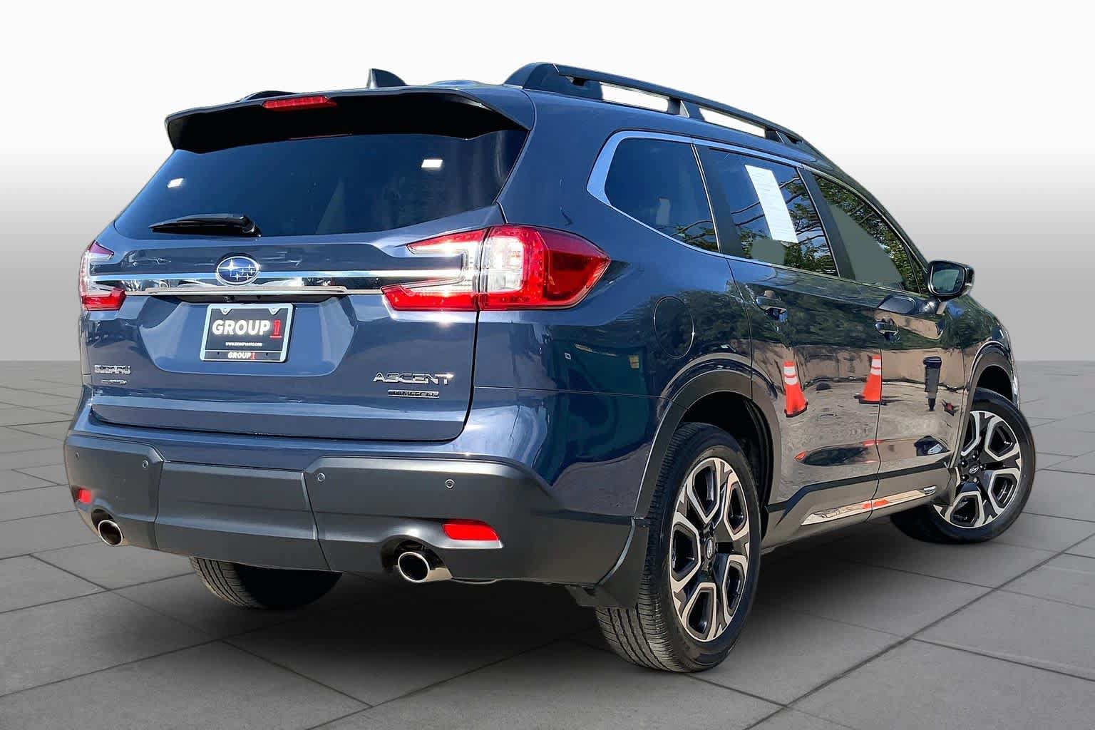 Used 2024 Subaru Ascent Limited w/ Technology Package AWD/4WD image 13