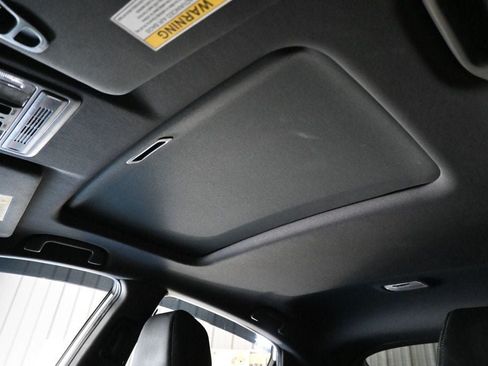 Used 2019 Honda Civic EX-L image 22