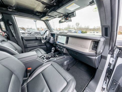 New 2025 Ford Bronco Outer Banks image 23