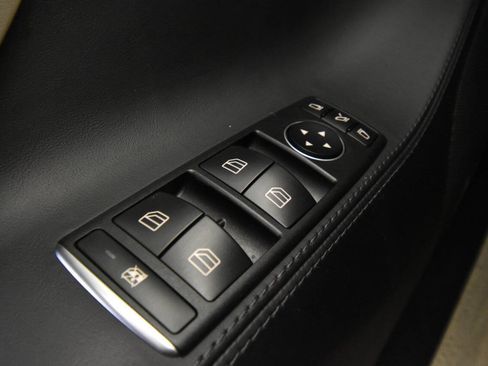 Used 2018 Tesla Model S P100D image 26