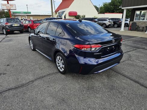 Used 2021 Toyota Corolla LE FWD image 8