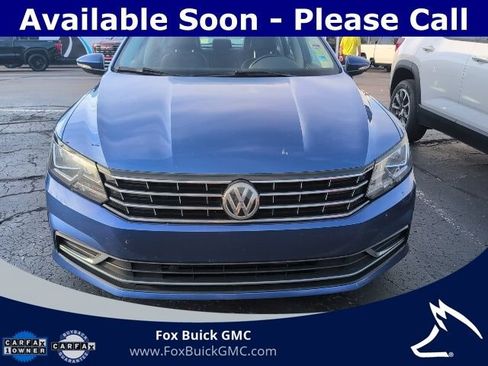 Used 2017 Volkswagen Passat 1.8T SE FWD image 2