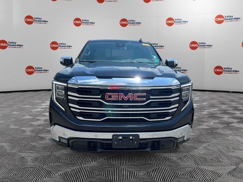 Used 2023 GMC Sierra 1500 SLT w/ SLT Premium Plus Package AWD/4WD image 6