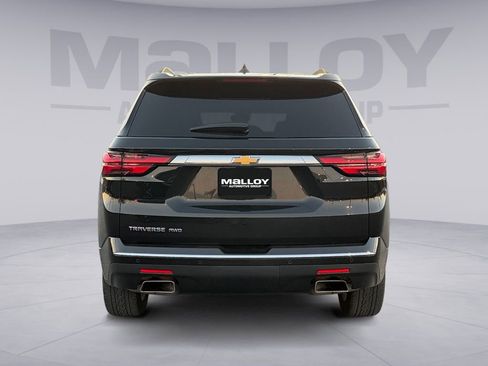 Used 2023 Chevrolet Traverse High Country w/ LPO, Floor Liner Package image 4