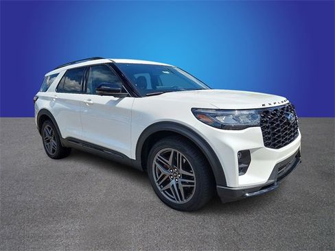 New 2025 Ford Explorer ST image 2