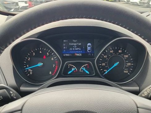 Used 2019 Ford Escape SE FWD image 21