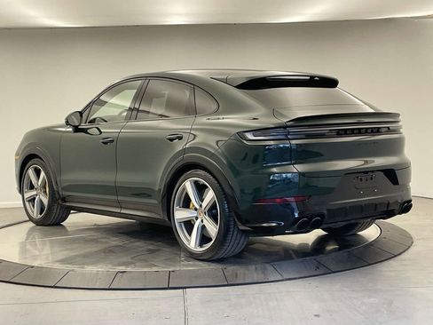 Used 2026 Porsche Cayenne GTS image 3