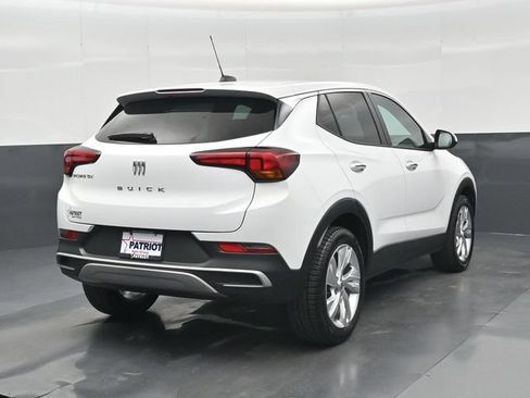 Used 2024 Buick Encore GX Preferred FWD image 2