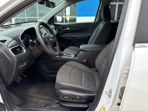 Used 2023 Chevrolet Equinox LT FWD image 13
