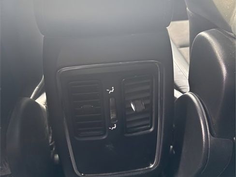 Used 2020 Jeep Grand Cherokee Laredo w/ Quick Order Package 2BN North image 24