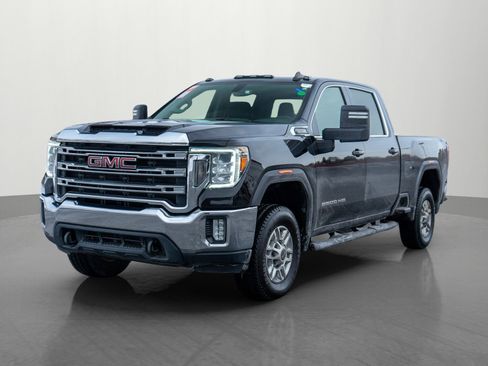 Used 2021 GMC Sierra 2500 SLE w/ SLE Value Package; image 3