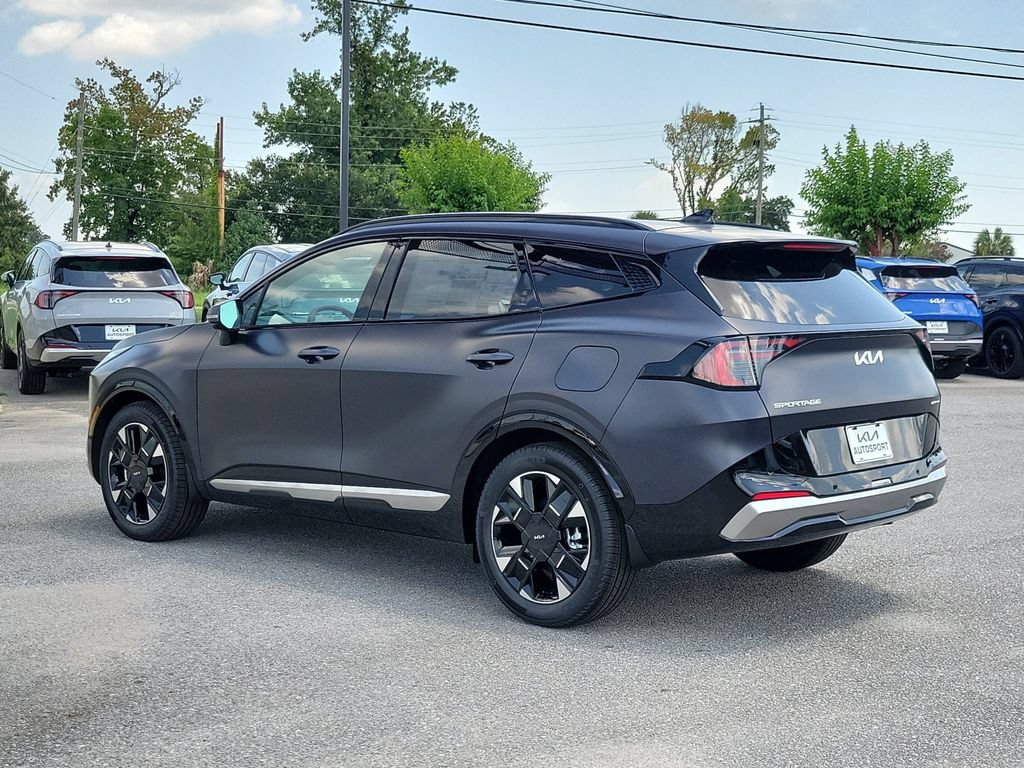 New 2026 Kia Sportage SX FWD image 3