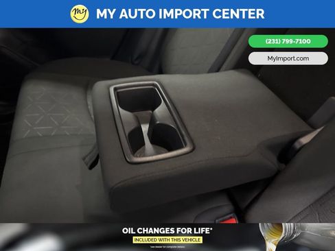 Used 2022 Toyota RAV4 XLE w/ Convenience Package image 26