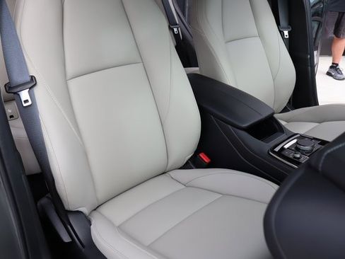 Certified 2025 MAZDA CX-30 AWD 2.5 S w/ Preferred Package image 12