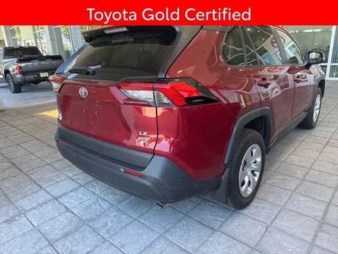 Certified 2024 Toyota RAV4 LE AWD/4WD image 6