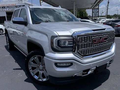 Used 2018 GMC Sierra 1500 Denali w/ Denali Ultimate Package AWD/4WD image 1