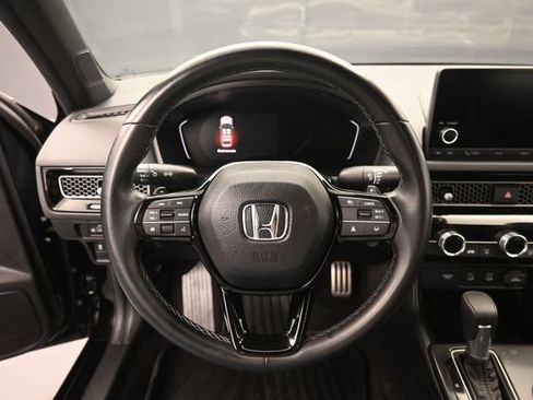 Used 2025 Honda Civic Sport image 19