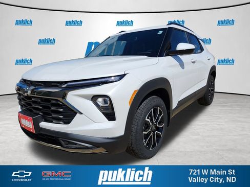 New 2026 Chevrolet TrailBlazer ACTIV w/ Convenience Package AWD/4WD image 1