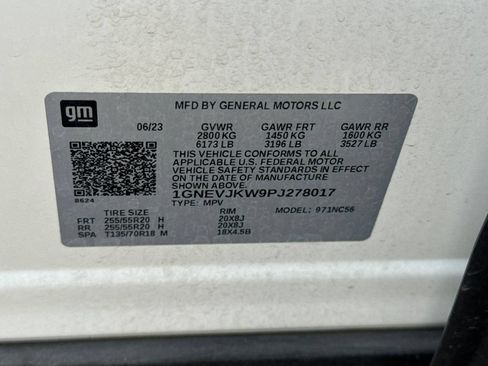 Used 2023 Chevrolet Traverse RS AWD/4WD image 53