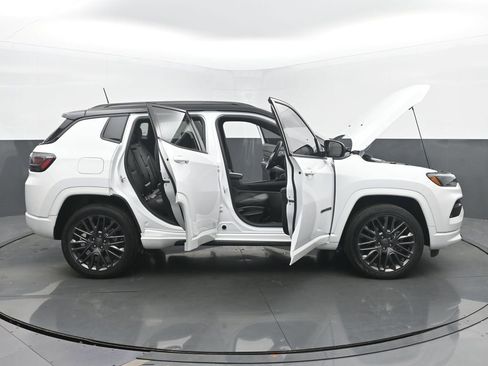 Used 2022 Jeep Compass High Altitude AWD/4WD image 55