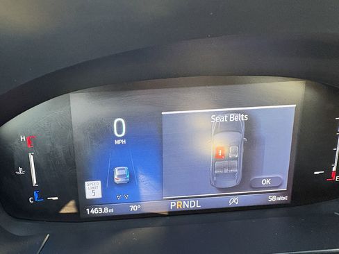 Used 2025 Ford Escape ST-Line Select w/ Tech Pack #1 image 16