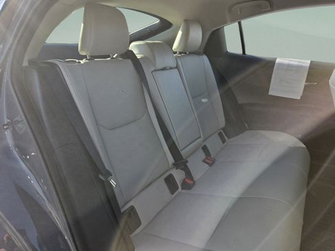 Used 2023 Toyota Prius Limited w/ Limited Premium Package AWD/4WD image 15