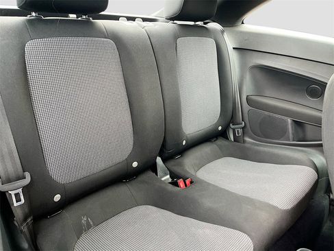 Used 2017 Volkswagen Beetle 1.8T S image 24