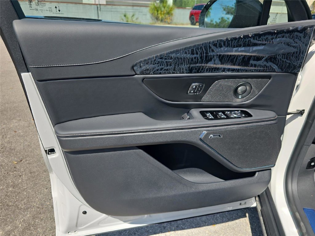 New 2026 Lincoln Nautilus Premier w/ Equipment Group 102A AWD/4WD image 13