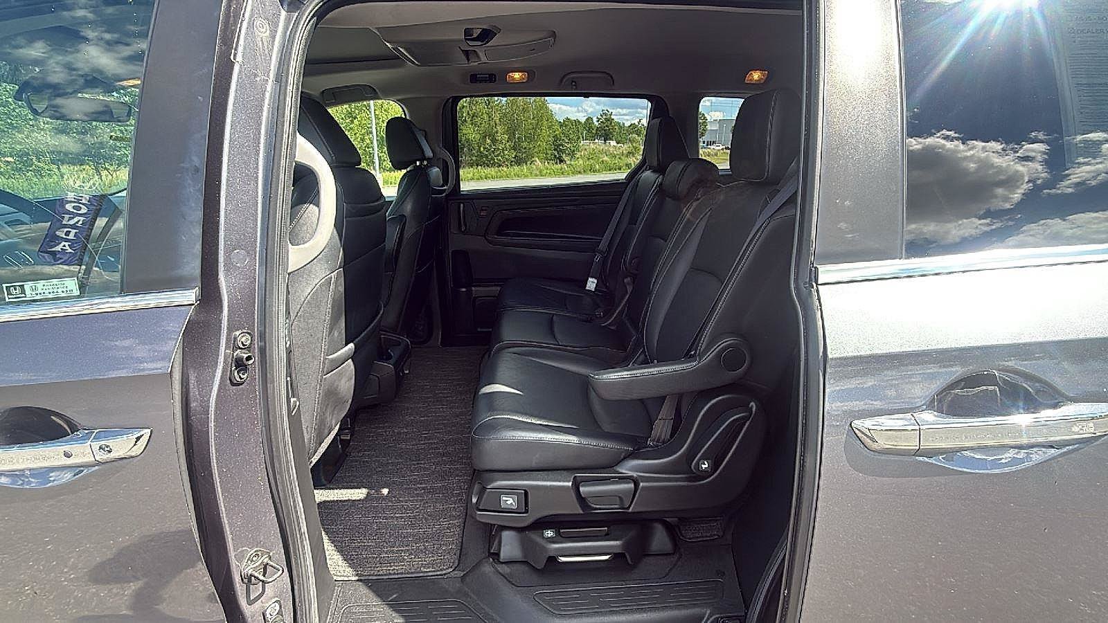 Used 2022 Honda Odyssey Touring image 23
