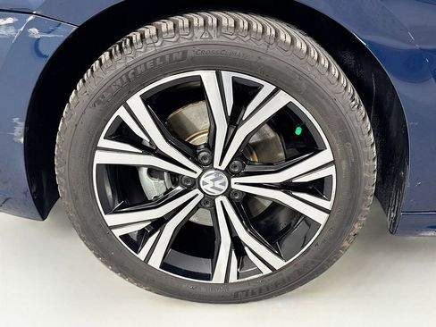 Used 2022 Volkswagen Passat 2.0T SE image 42