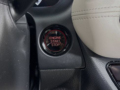 Certified 2024 Honda HR-V LX image 20