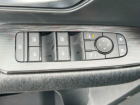 New 2026 Nissan Kicks SV FWD image 20