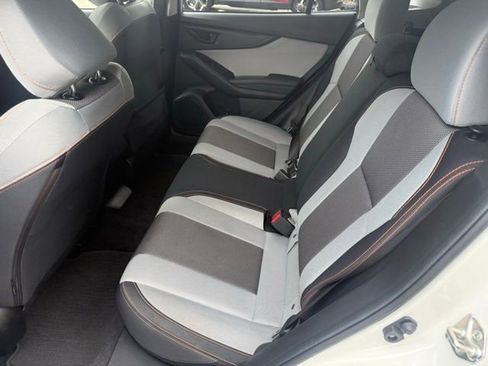 Used 2020 Subaru Crosstrek 2.0i Premium image 12