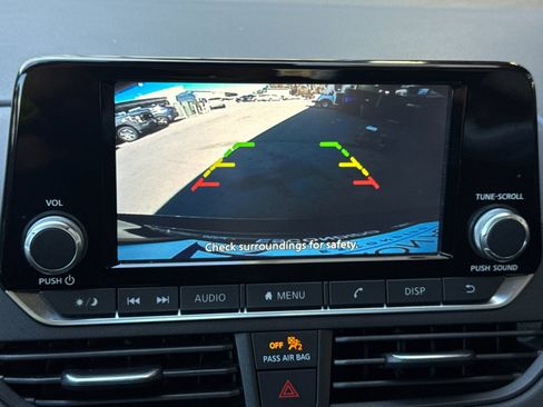 Used 2023 Nissan Altima 2.5 S image 19