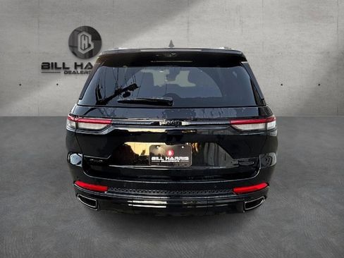 New 2025 Jeep Grand Cherokee Summit image 7