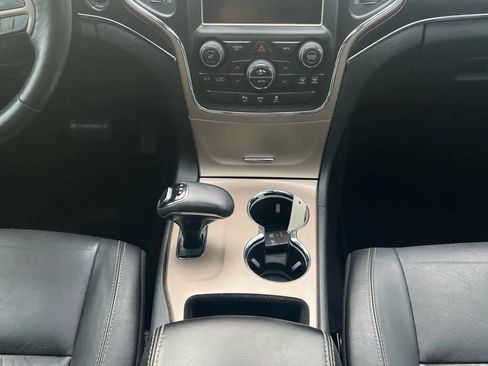 Used 2014 Jeep Grand Cherokee Limited RWD image 11