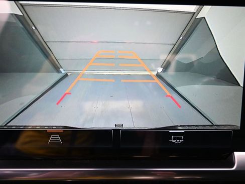 Used 2023 GMC Sierra 1500 SLT w/ SLT Premium Package image 21