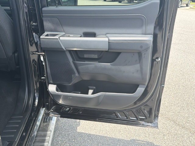 Used 2024 Ford F150 XLT AWD/4WD image 16