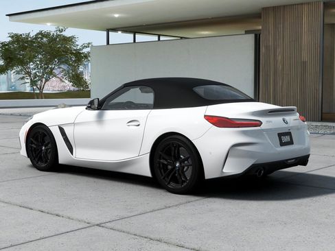 New 2026 BMW Z4 sDrive30i image 2