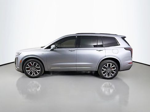 Certified 2025 Cadillac XT6 Sport w/ LPO, Floor Liner Package AWD/4WD image 9