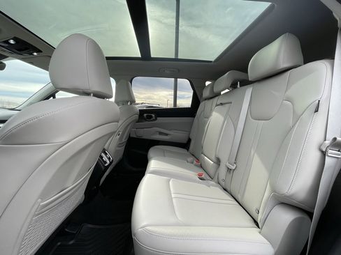 New 2025 Kia Sorento S w/ Panoramic Sunroof Package image 27