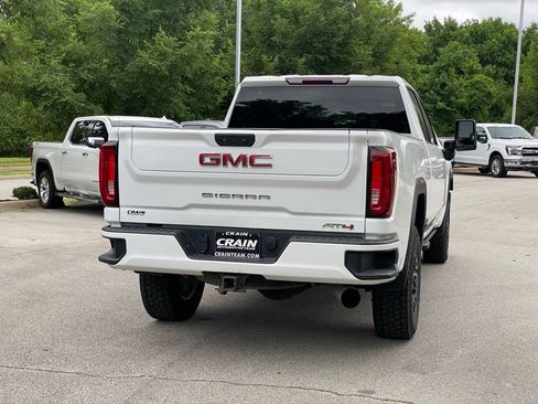 Used 2022 GMC Sierra 2500 AT4 AWD/4WD image 8